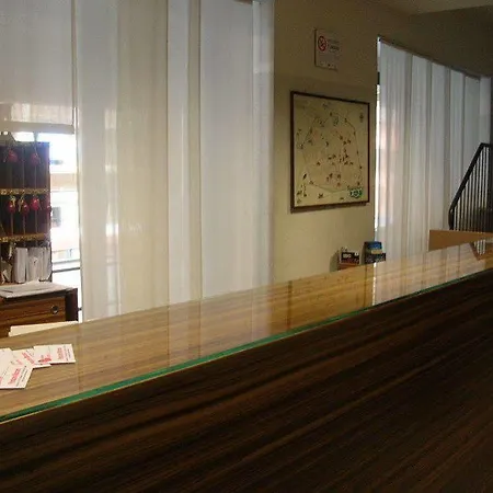 Marconi Hotel *